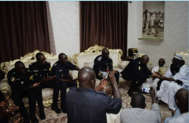 Photos / Magal 2023 : Le Contrôleur général Modou Diagne, DG adjoint de la Police nationale, chez le Khalife général des Mourides Photos / Magal 2023 : Le Contrôleur général Modou Diagne, DG adjoint de la Police nationale, chez le Khalife général des Mourides