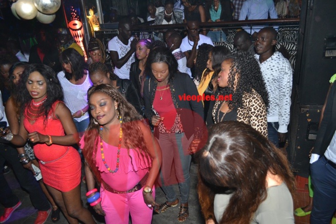 Pape Diouf & sa génération consciente reprennent et innondent le Madison tous les mercredis. RV ce vendredi encore au Madison Pape Diouf & sa génération consciente reprennent et innondent le Madison tous les mercredis. RV ce vendredi encore au Madison