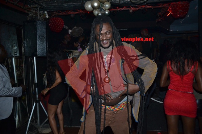 Pape Diouf & sa génération consciente reprennent et innondent le Madison tous les mercredis. RV ce vendredi encore au Madison Pape Diouf & sa génération consciente reprennent et innondent le Madison tous les mercredis. RV ce vendredi encore au Madison