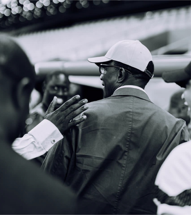 Sénégal vs Algérie : Le Premier Ministre, Ministre des Sports Amadou BA rend visite aux Lions Sénégal vs Algérie : Le Premier Ministre, Ministre des Sports Amadou BA rend visite aux Lions