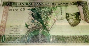 Gambie : Yayah Jammeh imprime son image sur les nouveaux billets de banque Gambie : Yayah Jammeh imprime son image sur les nouveaux billets de banque