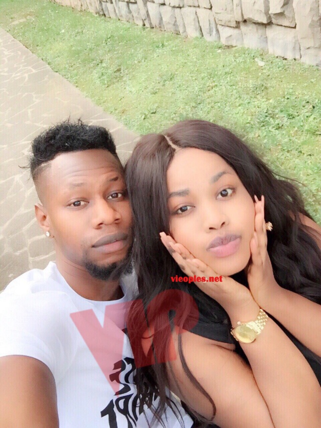 La chanteuse du Pop RN'B Biaicha dans les bras de son petit métisse La chanteuse du Pop RN'B Biaicha dans les bras de son petit métisse