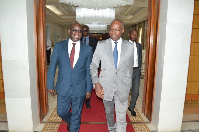 Les premières images de la 22e Session Economique Annuelles avec le MEDS au King Fhad Place. Les premières images de la 22e Session Economique Annuelles avec le MEDS au King Fhad Place.