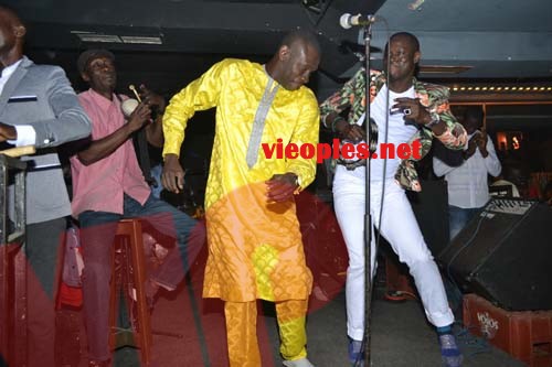 Les images de la soirée de Pape Diouf ce vendredi au Madison. Regardez Les images de la soirée de Pape Diouf ce vendredi au Madison. Regardez