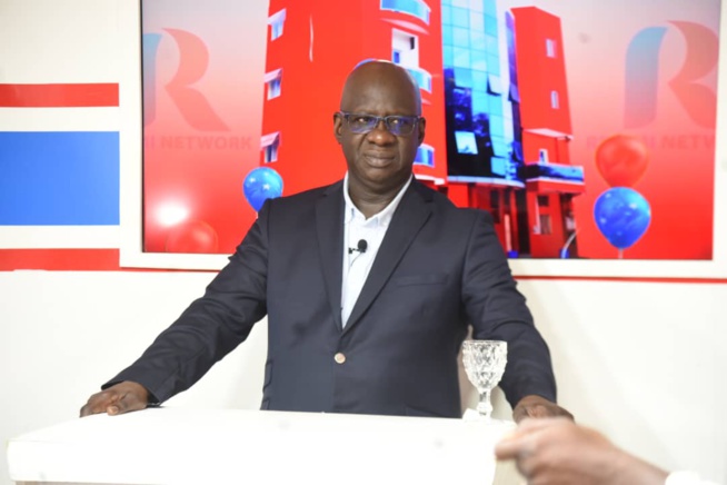 En images: 1 AN ça se fête, Rewmi TV souffle son premier bougie avec son PDG Mr Mbagnick Diop Pdt du MEDS En images: 1 AN ça se fête, Rewmi TV souffle son premier bougie avec son PDG Mr Mbagnick Diop Pdt du MEDS