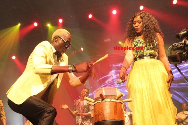 Devant 7000 téléspectateurs, Pape Diouf enflamme le Zenith et vous donne rendez-vous le 04 avril au Dock de Pullman à Paris. Revivez les images . Devant 7000 téléspectateurs, Pape Diouf enflamme le Zenith et vous donne rendez-vous le 04 avril au Dock de Pullman à Paris. Revivez les images .