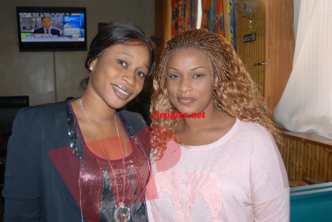 Aida Samb en compagnie de Ndeye Mbollo aux USA.