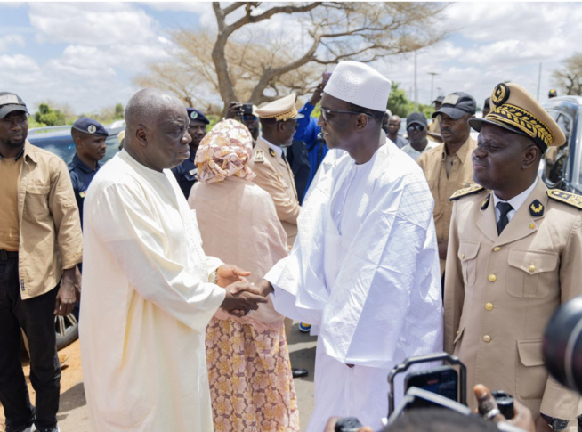 MAOLOUD 2023- Le premier Ministre Amadou Ba en visite à Tivaoune chez El Hadj Maodo Malick Sy pour les chantiers de l’hopital MAOLOUD 2023- Le premier Ministre Amadou Ba en visite à Tivaoune chez El Hadj Maodo Malick Sy pour les chantiers de l’hopital