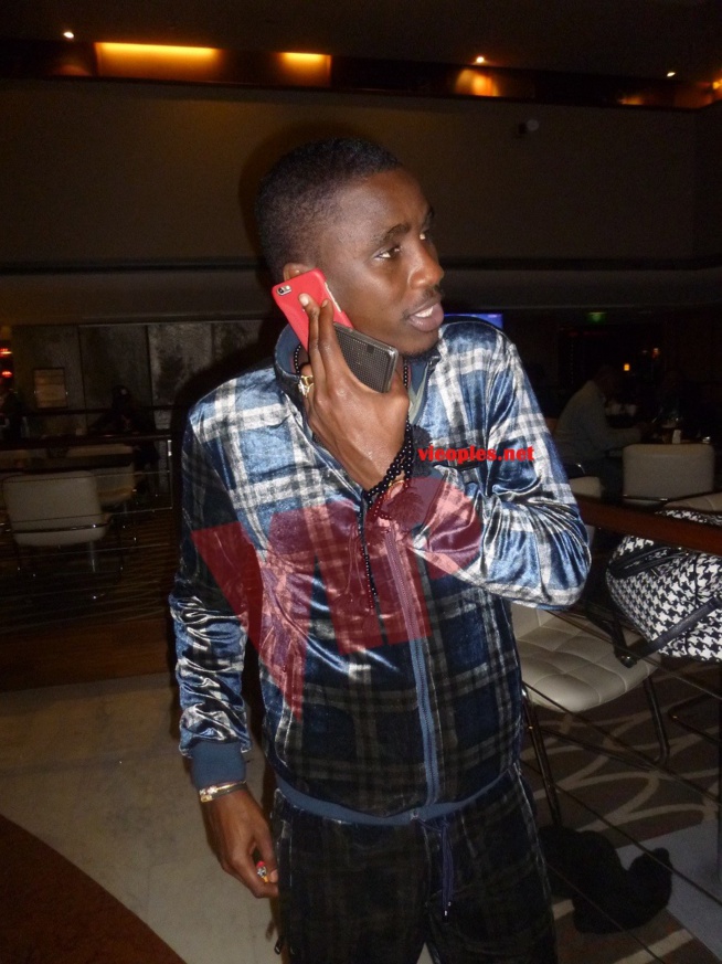 Waly Seck et son danseur Hamady Badiane dans les derniers réglages du concert du 07 mars au Palais des Congrés.
