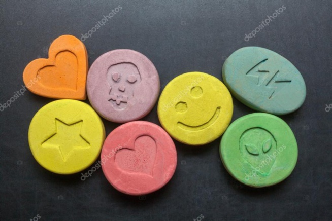 Un étudiant interpellé en possession de 327 comprimés d’ecstasy Un étudiant interpellé en possession de 327 comprimés d’ecstasy