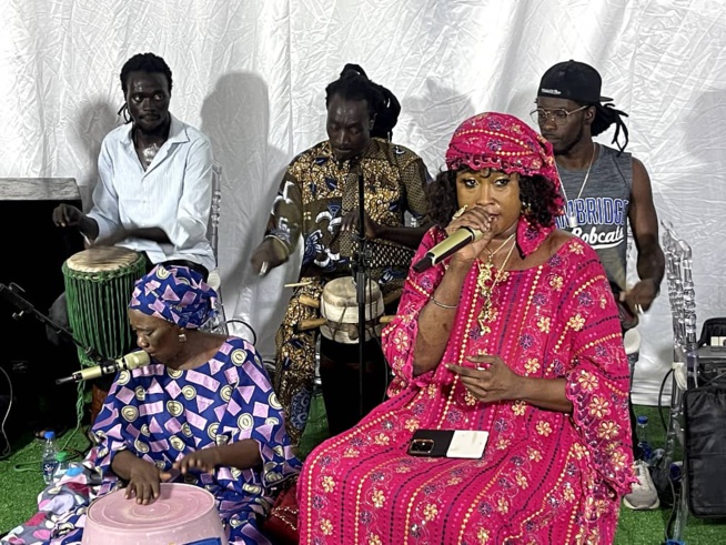 Héné Time de la petite fille du président Mbagnick Diop MEDS, Sophie une pluies de millions dans une folle ambiance.