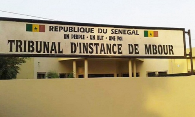 Affaire de Sextape jugée à Mbour : deux élèves risquent une peine de prison fermes Affaire de Sextape jugée à Mbour : deux élèves risquent une peine de prison fermes