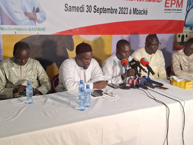 Ensemble pour Mbacké : Un Mouvement Historique pour le Développement ( Mouhamadou Badiane ) Ensemble pour Mbacké : Un Mouvement Historique pour le Développement ( Mouhamadou Badiane )