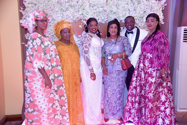 Marige Royal de la petite fille de Mbagnick Diop du MEDS Aida Samb assure le show au King Fhad Marige Royal de la petite fille de Mbagnick Diop du MEDS Aida Samb assure le show au King Fhad