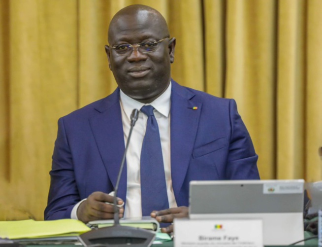 SEN de l’Apr: Le Ministre Biram Faye vient d’être coopté comme membre par le Président Macky Sall SEN de l’Apr: Le Ministre Biram Faye vient d’être coopté comme membre par le Président Macky Sall