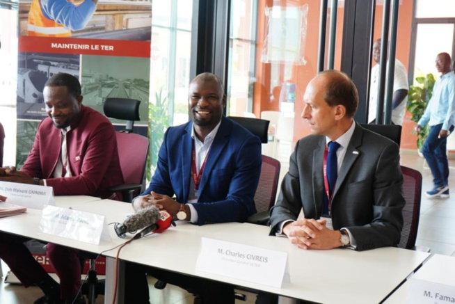 Signature de CDI à la SETER: Un engagement envers les collaborateurs Signature de CDI à la SETER: Un engagement envers les collaborateurs