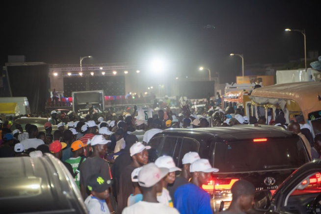 Amadou BA aux Parcelles Assainies! Un rendez-vous avec la jeunesse aux allures de plébiscite vers la Présidentielle de 2024. Amadou BA aux Parcelles Assainies! Un rendez-vous avec la jeunesse aux allures de plébiscite vers la Présidentielle de 2024.