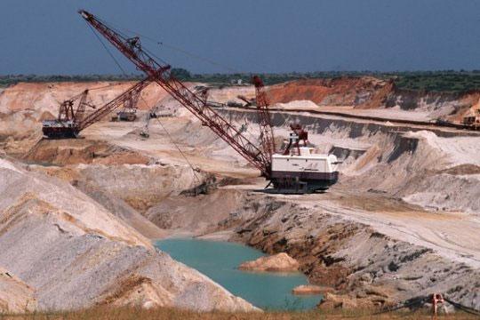 "Exploitation minière au Sénégal: Le Gisement de Gadde Bissik, Source de Conflits et de Désolation" "Exploitation minière au Sénégal: Le Gisement de Gadde Bissik, Source de Conflits et de Désolation"