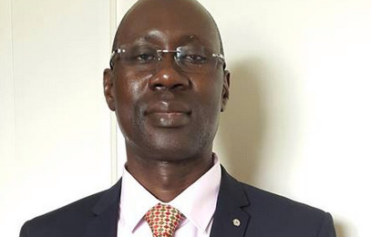 Le Directeur Des Grands Trains Du Sénégal « Sabré » Par Macky Sall Le Directeur Des Grands Trains Du Sénégal « Sabré » Par Macky Sall
