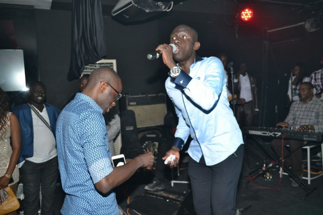 Revivez les images de la dernière soirée de Pape Diouf au Baramundi avant le "Grand Bégué" du 28 mars au grand théâtre.