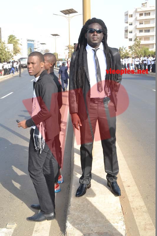 Les premières images: Serigne Modou Kara lance le slogan "KARA CARIM" Les premières images: Serigne Modou Kara lance le slogan "KARA CARIM"