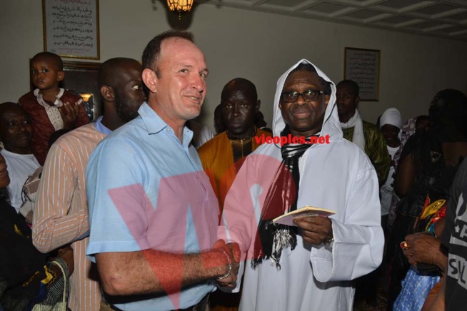 Les premières images: Serigne Modou Kara lance le slogan "KARA CARIM" Les premières images: Serigne Modou Kara lance le slogan "KARA CARIM"