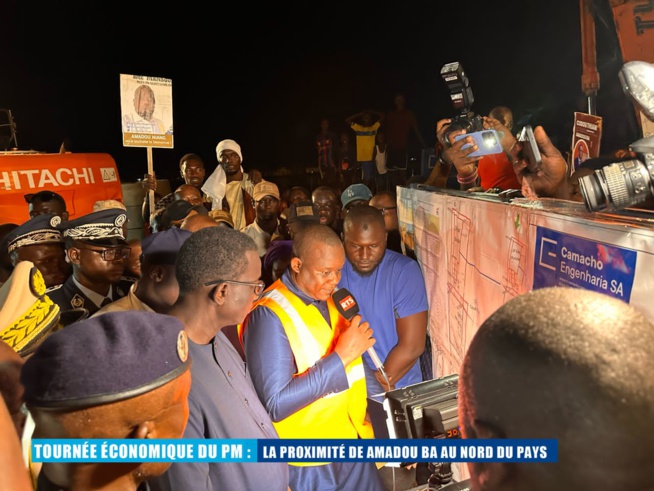 Le Premier Ministre Amadou BA a été accueilli par une foule enthousiaste à son arrivée à Saint Louis . Le Premier Ministre Amadou BA a été accueilli par une foule enthousiaste à son arrivée à Saint Louis .