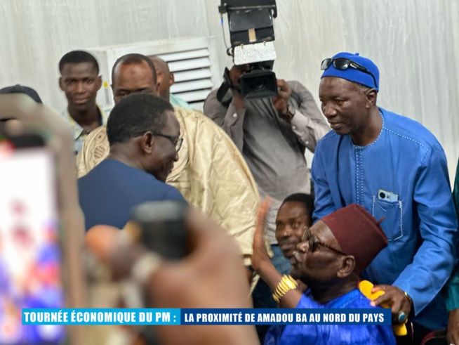 Le Premier Ministre Amadou BA a été accueilli par une foule enthousiaste à son arrivée à Saint Louis . Le Premier Ministre Amadou BA a été accueilli par une foule enthousiaste à son arrivée à Saint Louis .