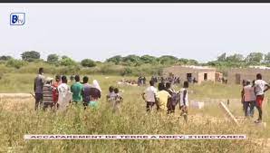 Bambilor/ La bataille pour la terre : Tout sur le conflit foncier à Mbèye Bambilor/ La bataille pour la terre : Tout sur le conflit foncier à Mbèye