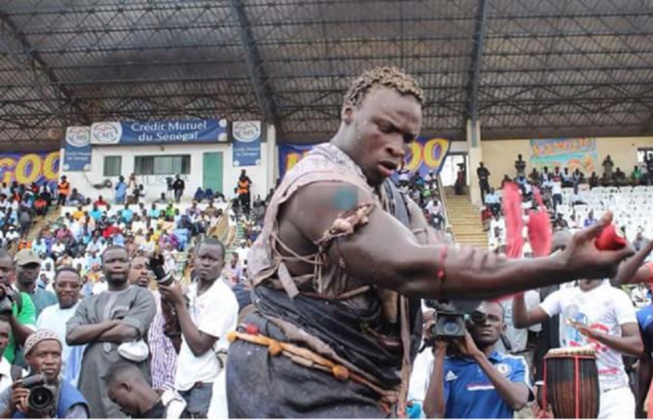 Lutte / Face-à-face : Ama Baldé pose un lapin à Modou Lô, le CNG annonce des sanctions pouvant aller jusqu’à 6 mois de suspension Lutte / Face-à-face : Ama Baldé pose un lapin à Modou Lô, le CNG annonce des sanctions pouvant aller jusqu’à 6 mois de suspension