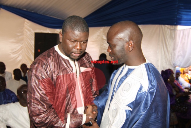 Quand Fafa Dieng et Cheikh Yerim baptisent leur fils c'est le rendez-vous des autorités, vip et stars qui défilent. Regardez Quand Fafa Dieng et Cheikh Yerim baptisent leur fils c'est le rendez-vous des autorités, vip et stars qui défilent. Regardez