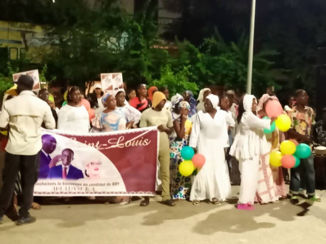 Tournée économique-Diéguy Diop la lionne de l'APR réserve un accueille populaire au PM Amadou Ba Tournée économique-Diéguy Diop la lionne de l'APR réserve un accueille populaire au PM Amadou Ba