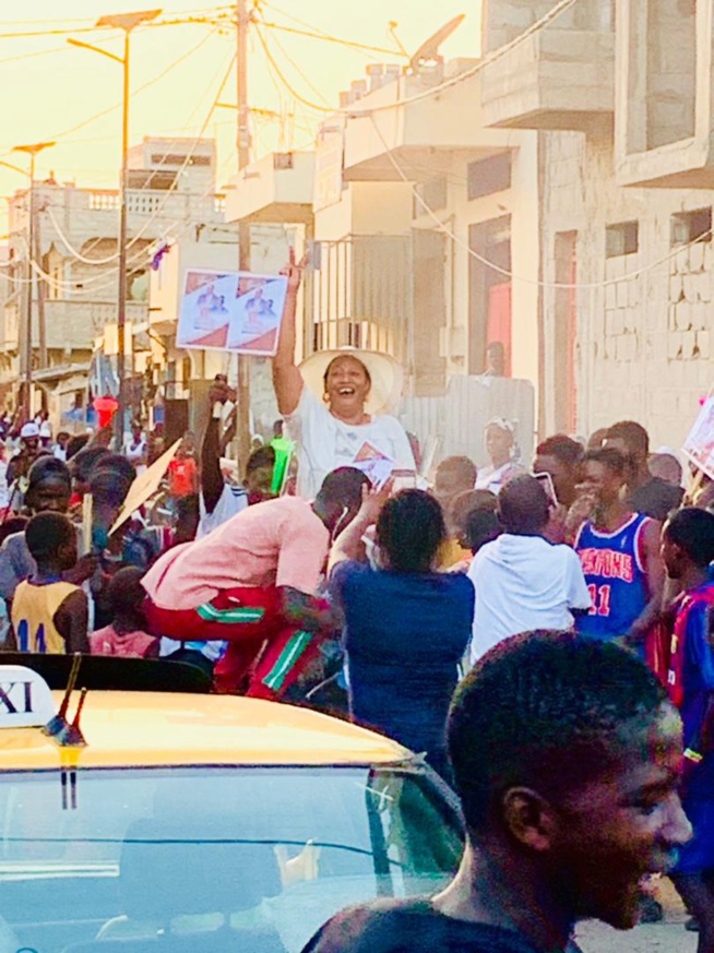 Tournée économique-Diéguy Diop la lionne de l'APR réserve un accueille populaire au PM Amadou Ba Tournée économique-Diéguy Diop la lionne de l'APR réserve un accueille populaire au PM Amadou Ba