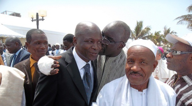 ARONA DIA INDÉSIRABLE AU PALAIS ? ARONA DIA INDÉSIRABLE AU PALAIS ?