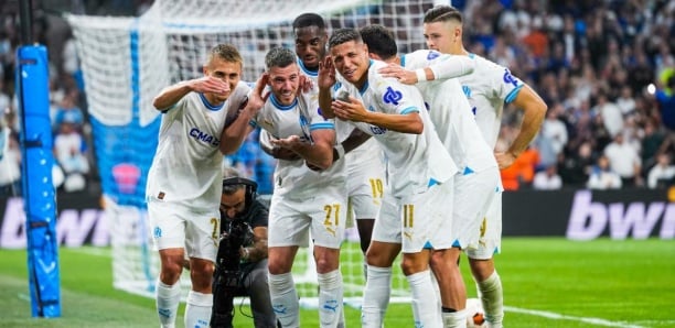 Ligue Europa : L’OM S’impose Face À L’AEK Athènes Et Prend La Tête De Son Groupe Ligue Europa : L’OM S’impose Face À L’AEK Athènes Et Prend La Tête De Son Groupe
