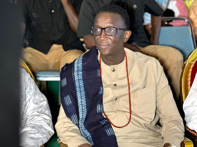 AMADOU BA À FANDÈNE, LE DOIGT LEVÉ COMME UNE VICTOIRE AU PREMIER TOUR AMADOU BA À FANDÈNE, LE DOIGT LEVÉ COMME UNE VICTOIRE AU PREMIER TOUR