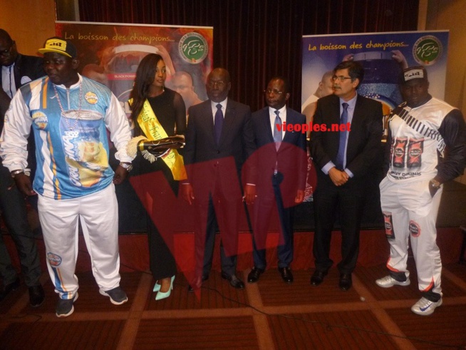 Revivez les images du Face to Face Bombardier et Modou Lo au Meridien de Paris. Revivez les images du Face to Face Bombardier et Modou Lo au Meridien de Paris.