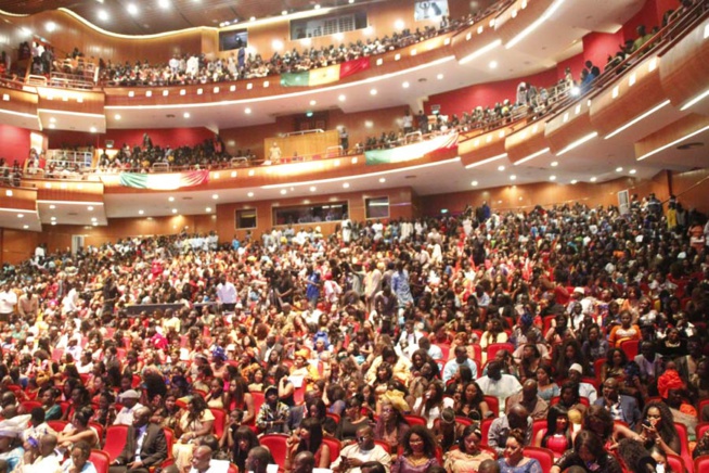 Grand bégué: Pape Diouf démontre sa suprématie pour la 4éme fois au Grand théâtre. Regardez