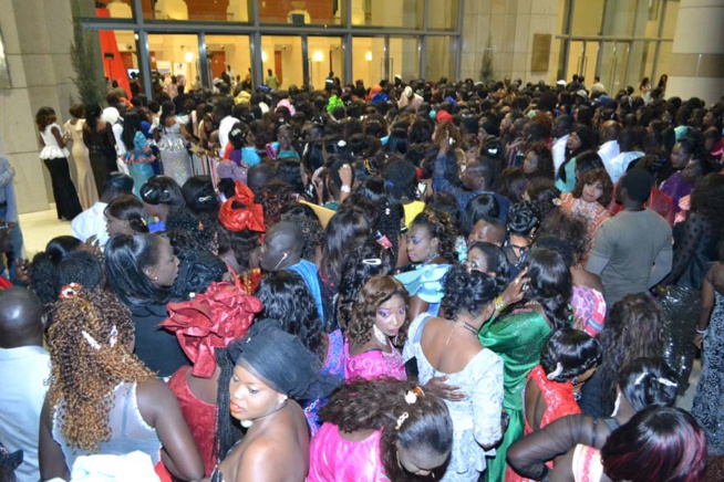 Grand bégué: Pape Diouf démontre sa suprématie pour la 4éme fois au Grand théâtre. Regardez Grand bégué: Pape Diouf démontre sa suprématie pour la 4éme fois au Grand théâtre. Regardez