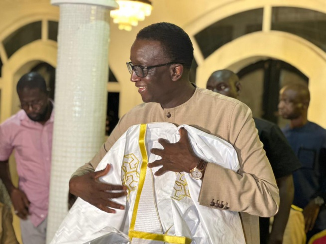 Tivaouane a réservé un accueil populaire au Premier Ministre Amadou Ba. Tivaouane a réservé un accueil populaire au Premier Ministre Amadou Ba.