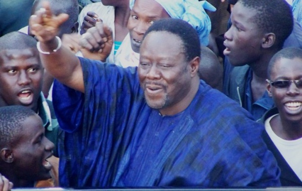 Mbaye Ndiaye avertit les alliés de Macky: «Ceux qui sont avec le Président doivent sortir de l’ombre et dire réellement leur position»