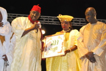 La Place du souvenir Africain: Un hommage a été rendu au Prophete Mohammed ( PSL) La Place du souvenir Africain: Un hommage a été rendu au Prophete Mohammed ( PSL)