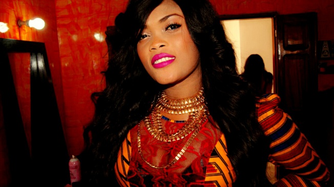 Avant - premiére en images de la nouvelle vidéo "Gueum Sa Bopp" de la rappeuse Dess Major. Regardez Avant - premiére en images de la nouvelle vidéo "Gueum Sa Bopp" de la rappeuse Dess Major. Regardez