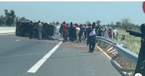 Autoroute Ila Touba: Un accident fait un mort et plusieurs blessés Autoroute Ila Touba: Un accident fait un mort et plusieurs blessés