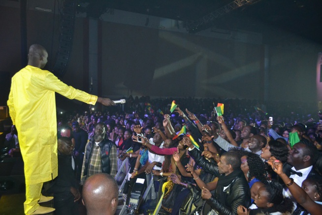 L'ambiance au rendez-vous du Dock de Pullman avec Pape Diouf revivez les images. L'ambiance au rendez-vous du Dock de Pullman avec Pape Diouf revivez les images.