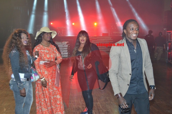 Regardez les coulisses du "grand bégué" au Dock de Pullman ce 04 avril 2015 à Paris. Regardez les coulisses du "grand bégué" au Dock de Pullman ce 04 avril 2015 à Paris.