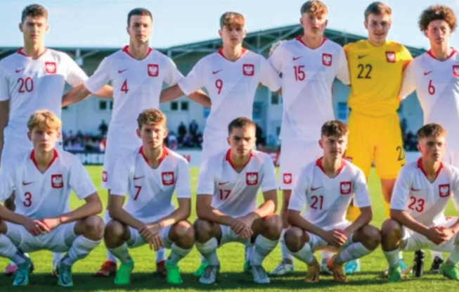 Coupe du monde U17 : Quatre joueurs exclus de l’équipe de Pologne pour ivresse Coupe du monde U17 : Quatre joueurs exclus de l’équipe de Pologne pour ivresse