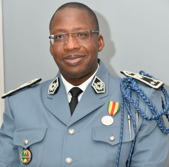 Nommé Directeur général des Douanes : Mbaye Ndiaye, un homme d'exception, pour une mission de taille (CV) Nommé Directeur général des Douanes : Mbaye Ndiaye, un homme d'exception, pour une mission de taille (CV)