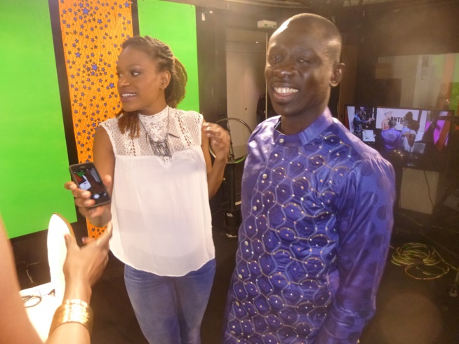 Pape Diouf invitéde l'émission Tantine Matinal sur la Télé Sud avec la championne du monde de 100 m Veronique Mang.Regardez Pape Diouf invitéde l'émission Tantine Matinal sur la Télé Sud avec la championne du monde de 100 m Veronique Mang.Regardez