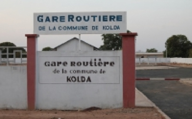 La tension monte à la gare routière de Kolda : Le Président des chauffeurs accusé d’avoir détourné 64 millions FCFA La tension monte à la gare routière de Kolda : Le Président des chauffeurs accusé d’avoir détourné 64 millions FCFA